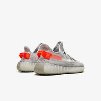 Adidas Yeezy Boost 350 V2 Tail Light - HubResell.com - Streetwear e Sneakers Limitate