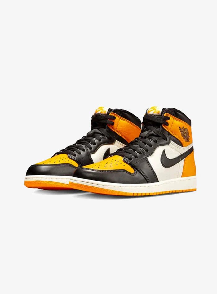 Air jordan 1s black and yellow on sale
