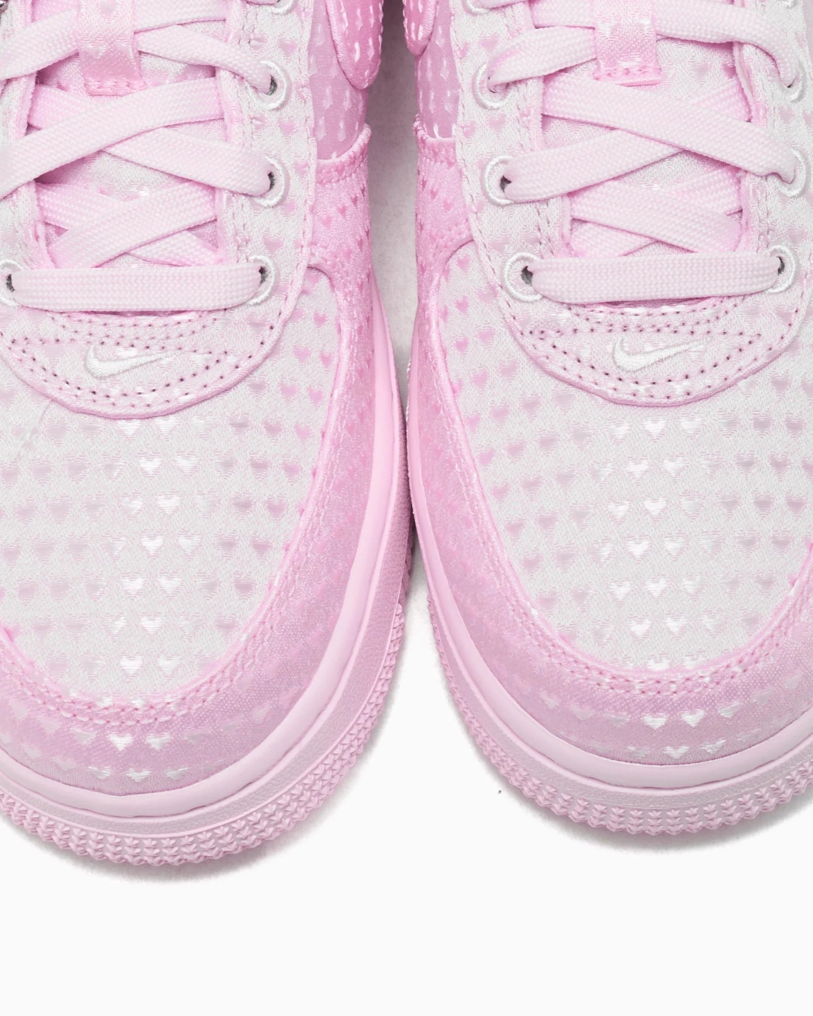 Nike Air Force 1 Low Valentine's Day 2026 - HubResell